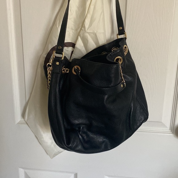 Michael kors purse - Picture 5 of 5